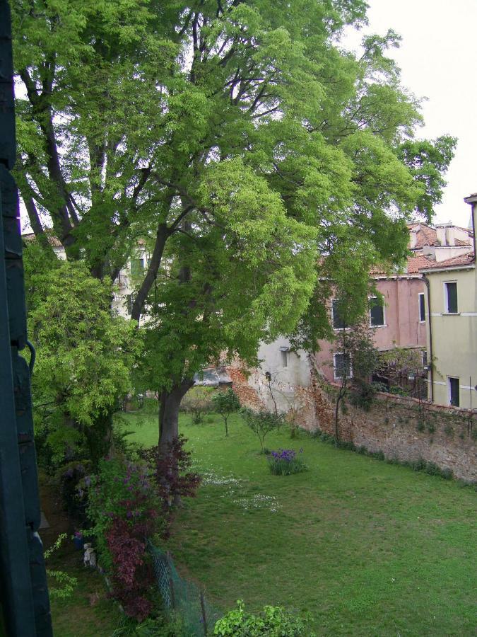 Bed and Breakfast Dorsoduro461 Венеция Экстерьер фото